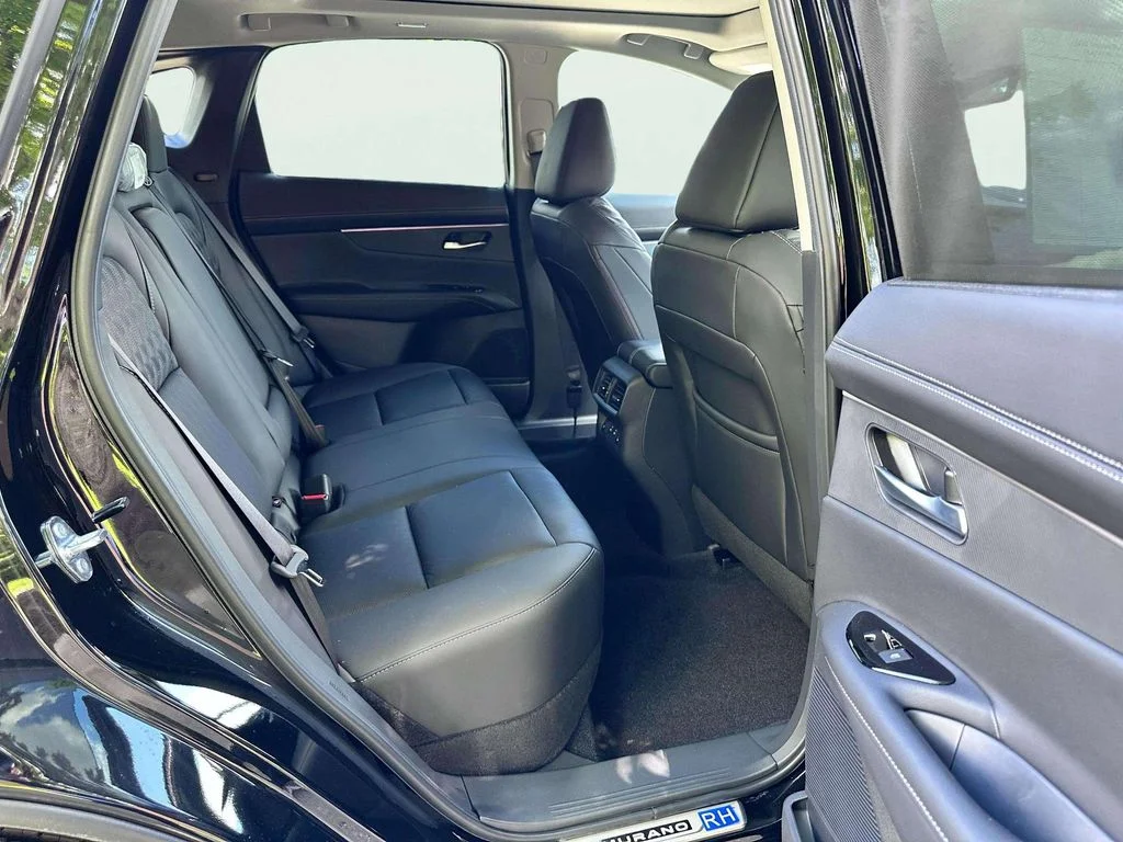 New 2026 Super Black Nissan Platinum image 18