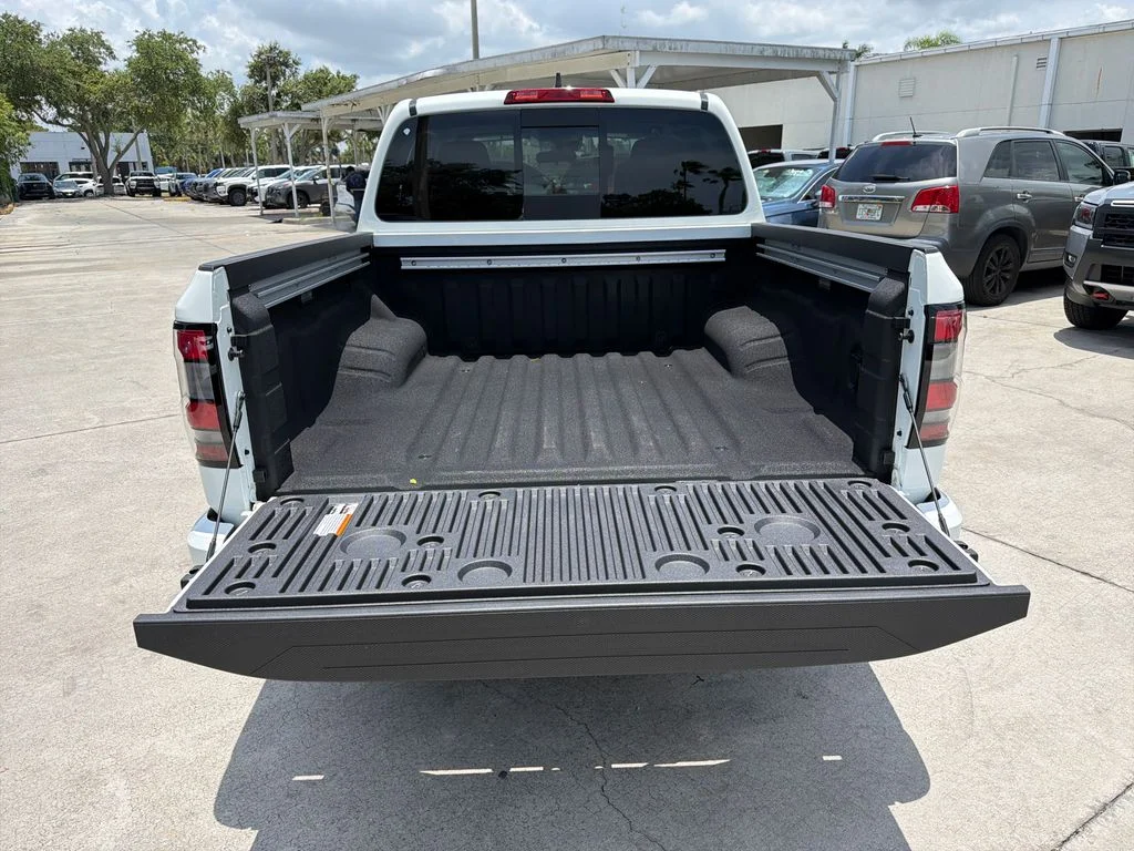 New 2026 Glacier White Nissan Crew Cab SV image 29