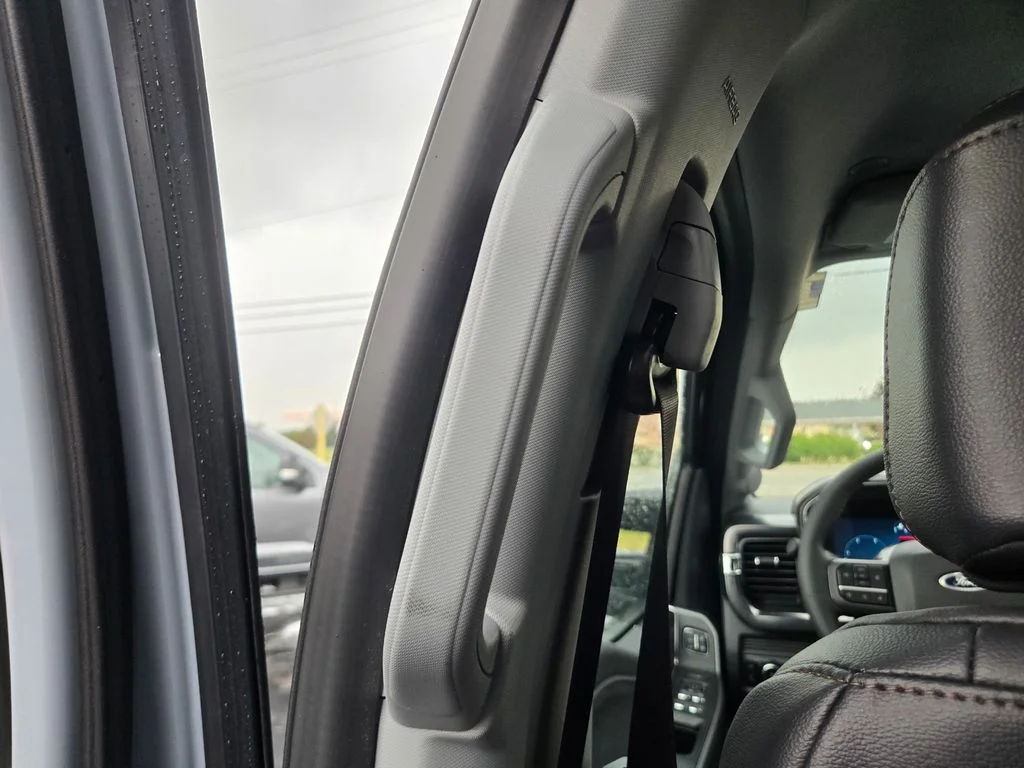 New 2026 Glacier Gray Metallic Tri-Coat Ford F-250® Lariat® image 22