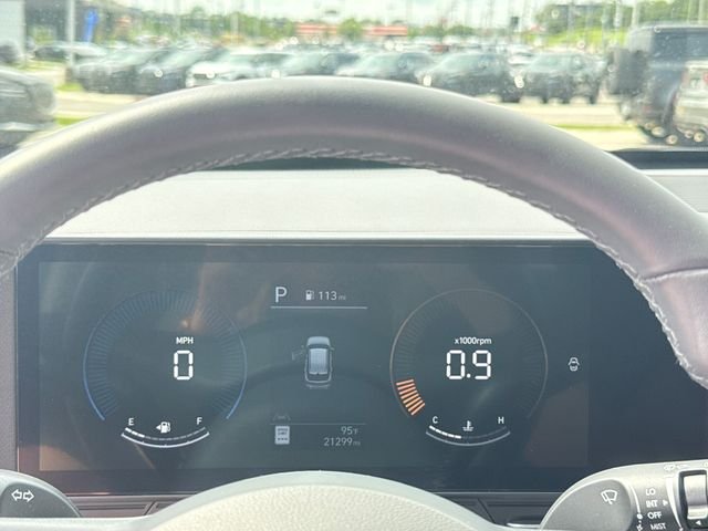 Used 2024 Gray Hyundai SEL image 17