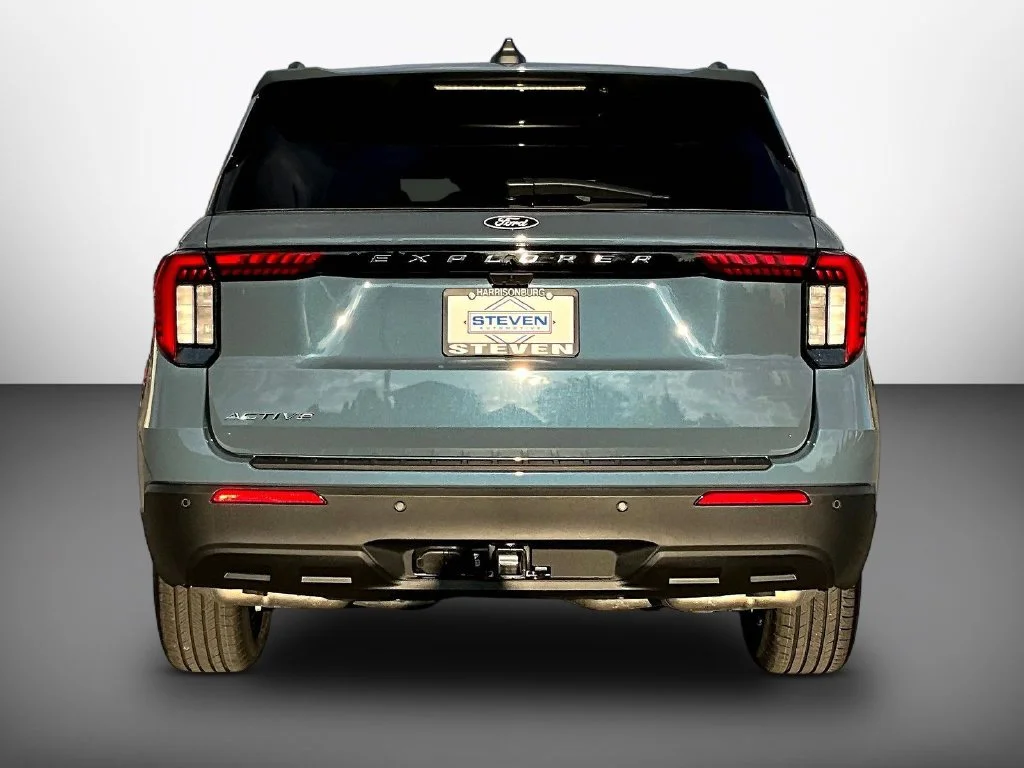 New 2027 Vapor Blue Metallic Ford Active image 4