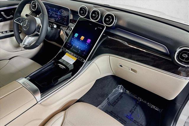 New 2026 Polar White Mercedes-Benz GLC 300 image 57