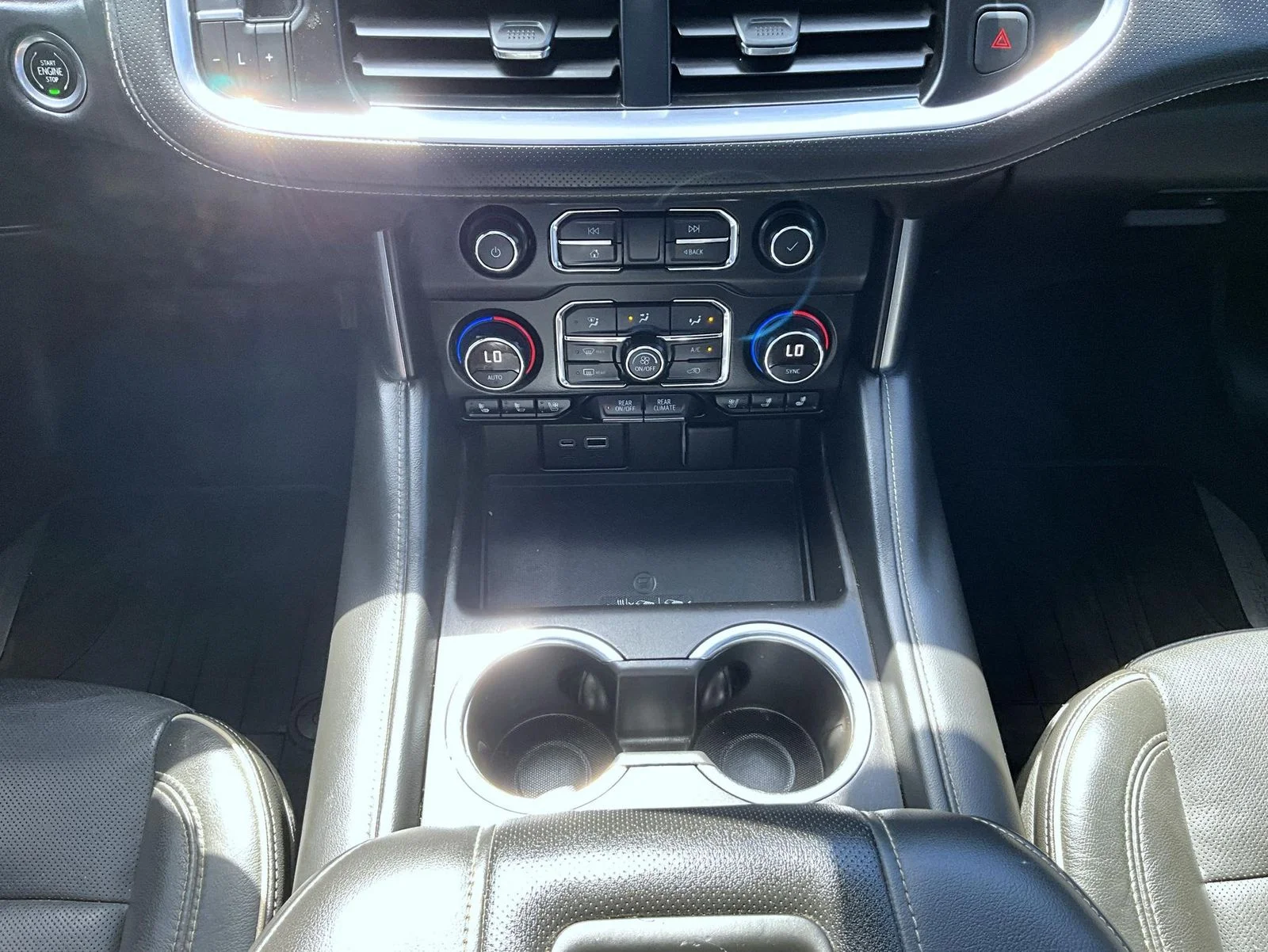 Used 2021 White Chevrolet LT image 16