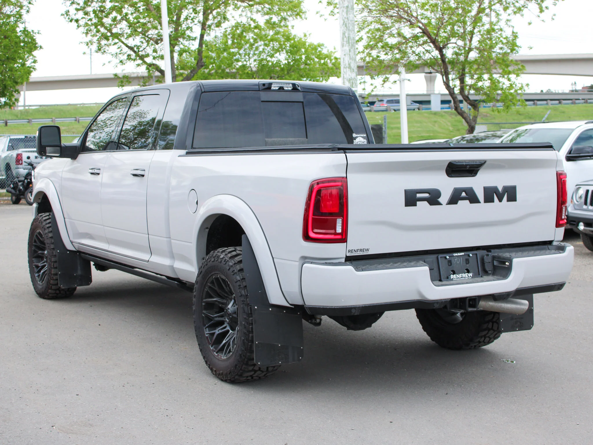 Certified Used 2025 Black RAM Laramie * 3M PPF | Power Running Boards | No Accidents | Heated Seats | FUEL Wheels | Apple CarPlay image 15