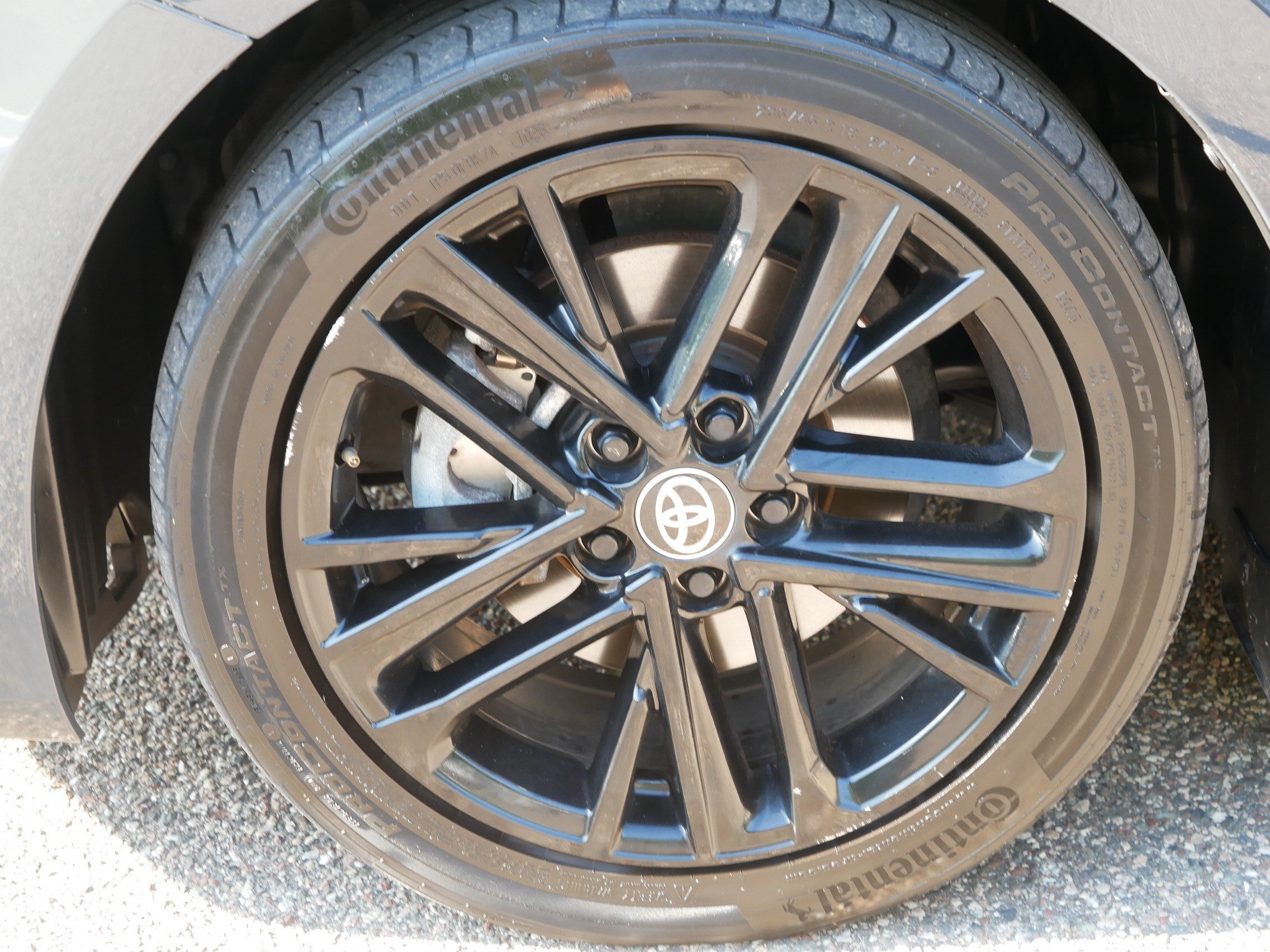 Used 2025 Underground Toyota SE image 15