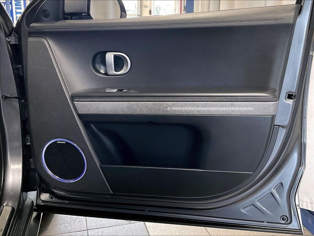 Used 2022 Gray Hyundai Limited image 12