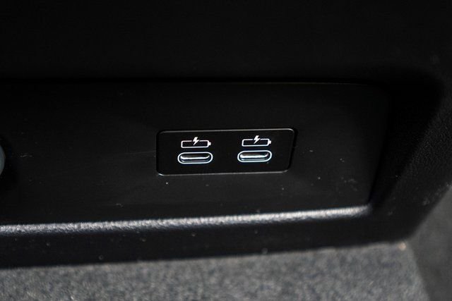 Certified Used 2026 Black Sapphire Metallic BMW xDrive40i image 34