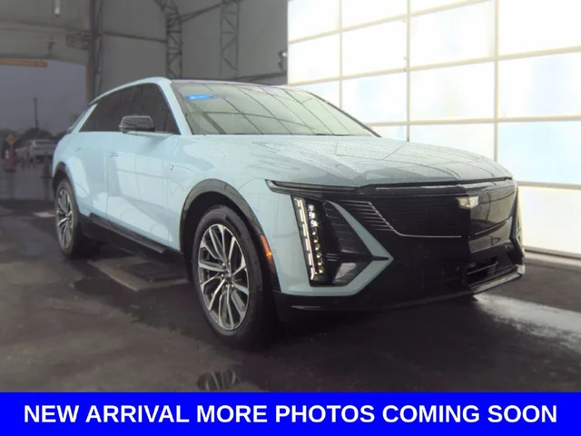 2025 Cadillac LYRIQ Sport
