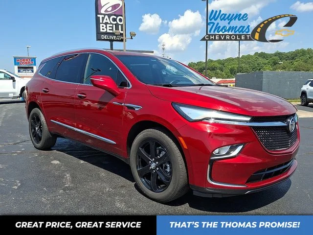 Used 2023 Red Buick Essence image 1