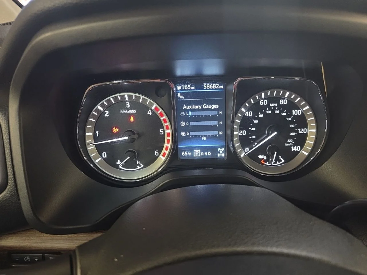 Used 2019 White Nissan Platinum Reserve image 29