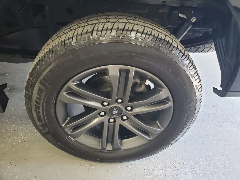 Used 2022 Blue Ford XL image 36