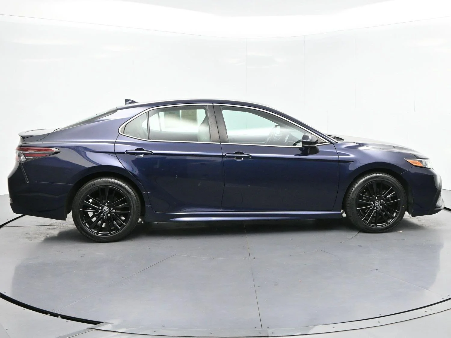 Used 2021 Blueprint Toyota SE image 8