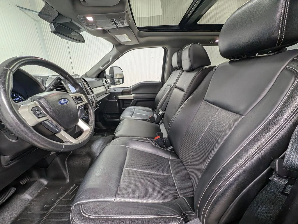 Certified Used 2020 Blue Jeans Metallic Ford Lariat image 18
