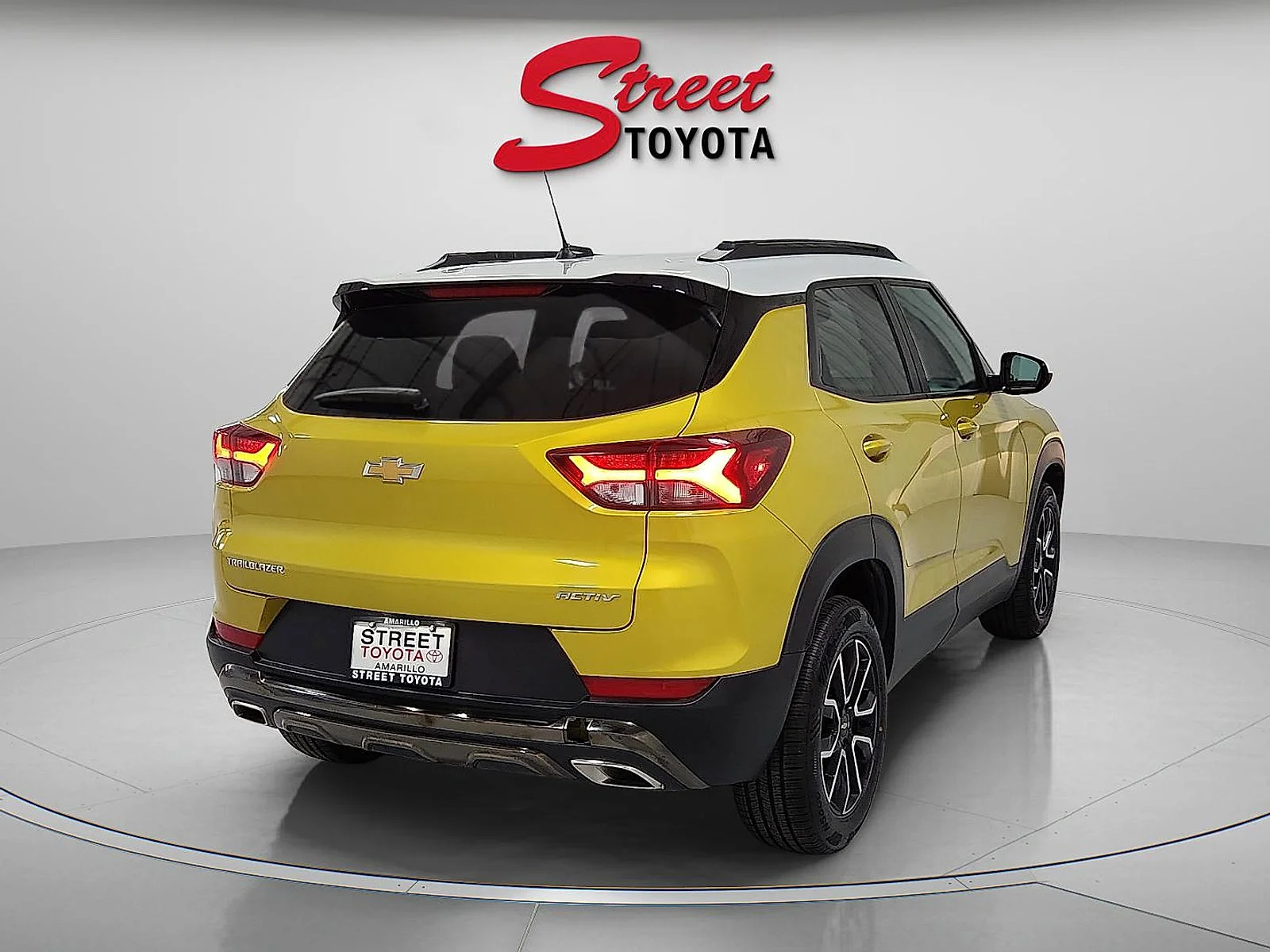 Used 2023 Nitro Yellow Metallic Chevrolet ACTIV image 4