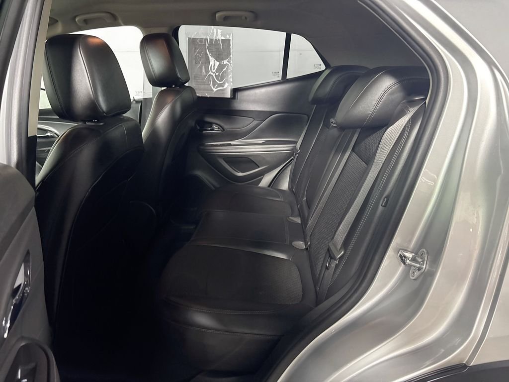 Used 2019 Silver Buick Preferred image 19