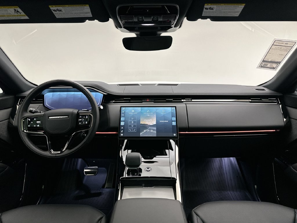 New 2027 Fuji White Land Rover Dynamic SE image 8