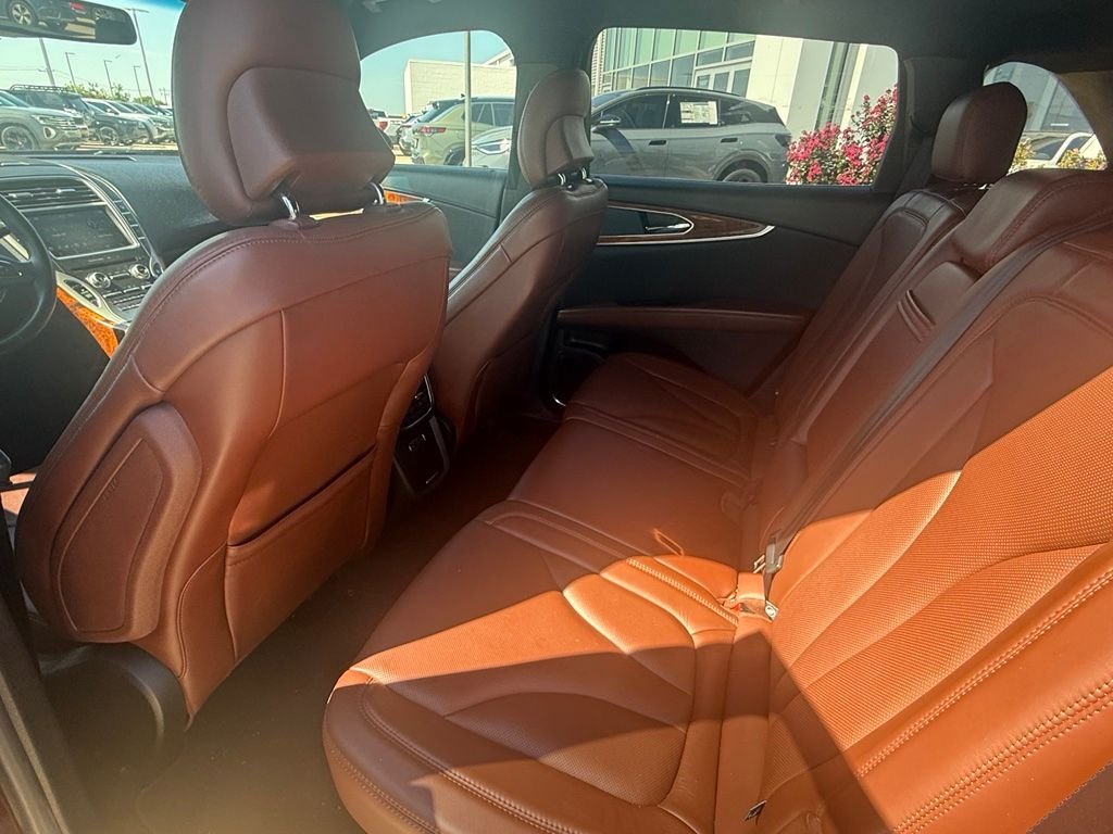 Used 2016 Bronze Lincoln Reserve image 12