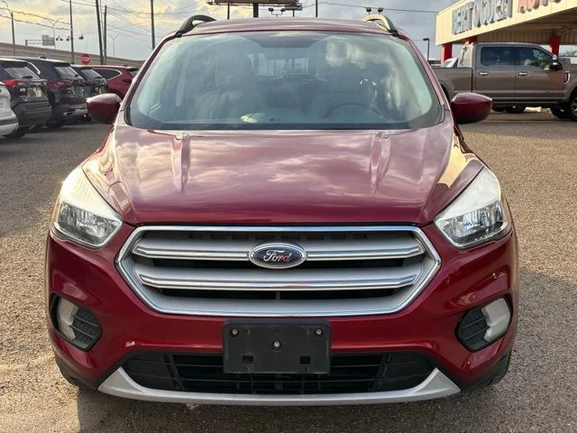 Used 2018 Red Ford SE image 2