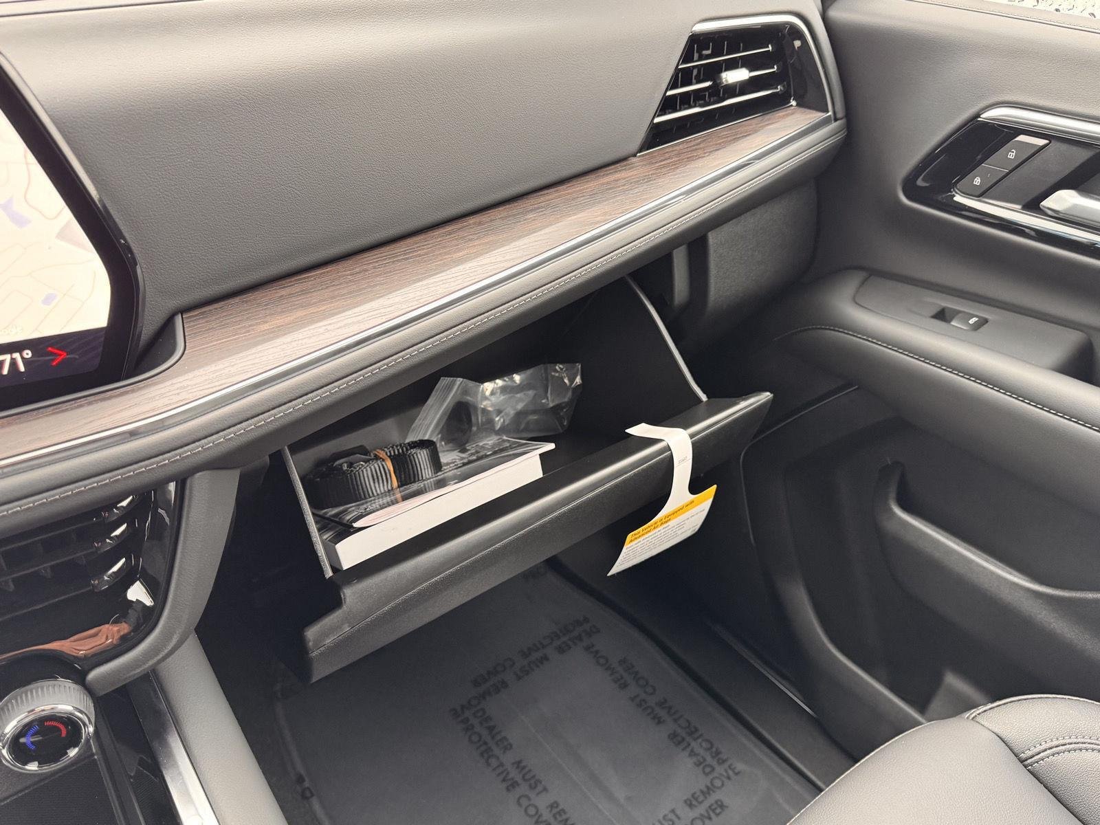 2026 Chevrolet Tahoe LT - Photo 27