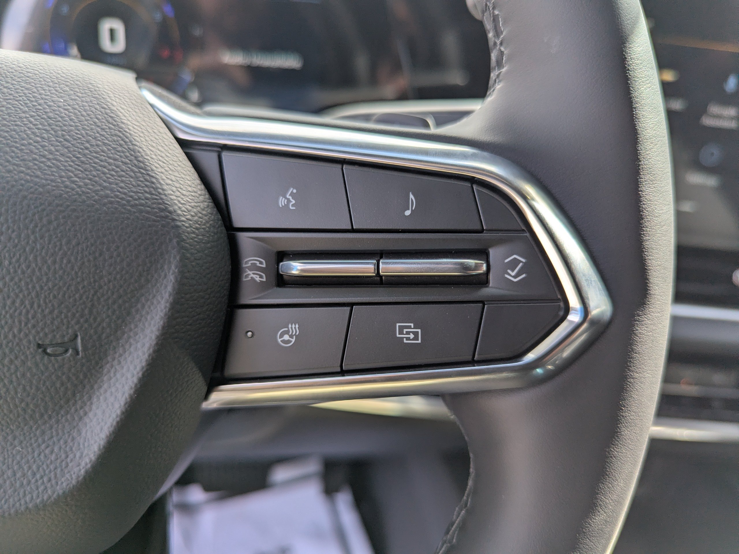 2027 Chevrolet Equinox LT - Photo 15