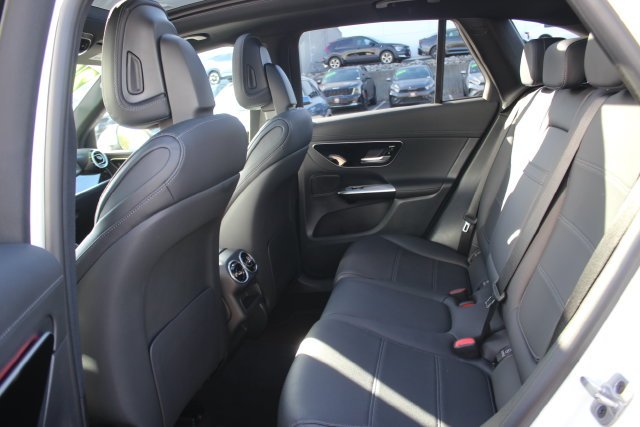 Used 2025 White Mercedes-Benz GLC 300 image 24