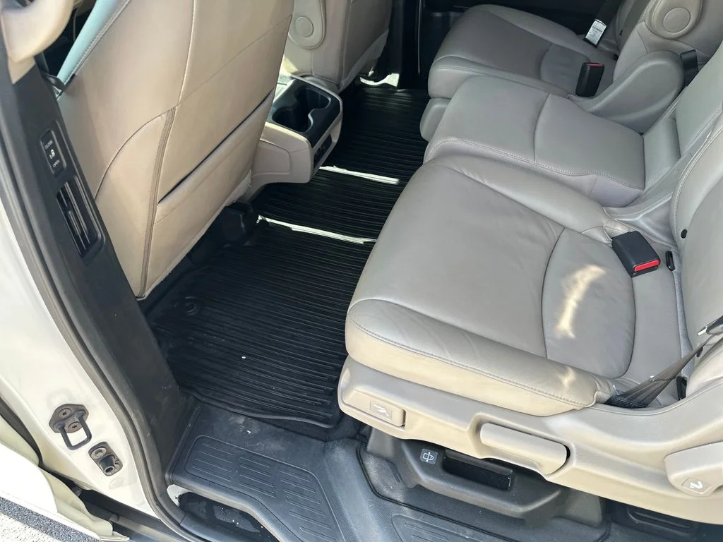 Used 2019  Honda EX-L image 36