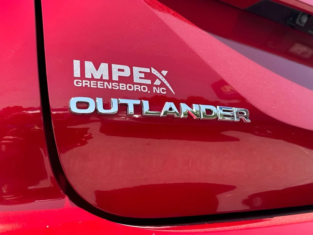 Used 2025 Red Mitsubishi ES image 30