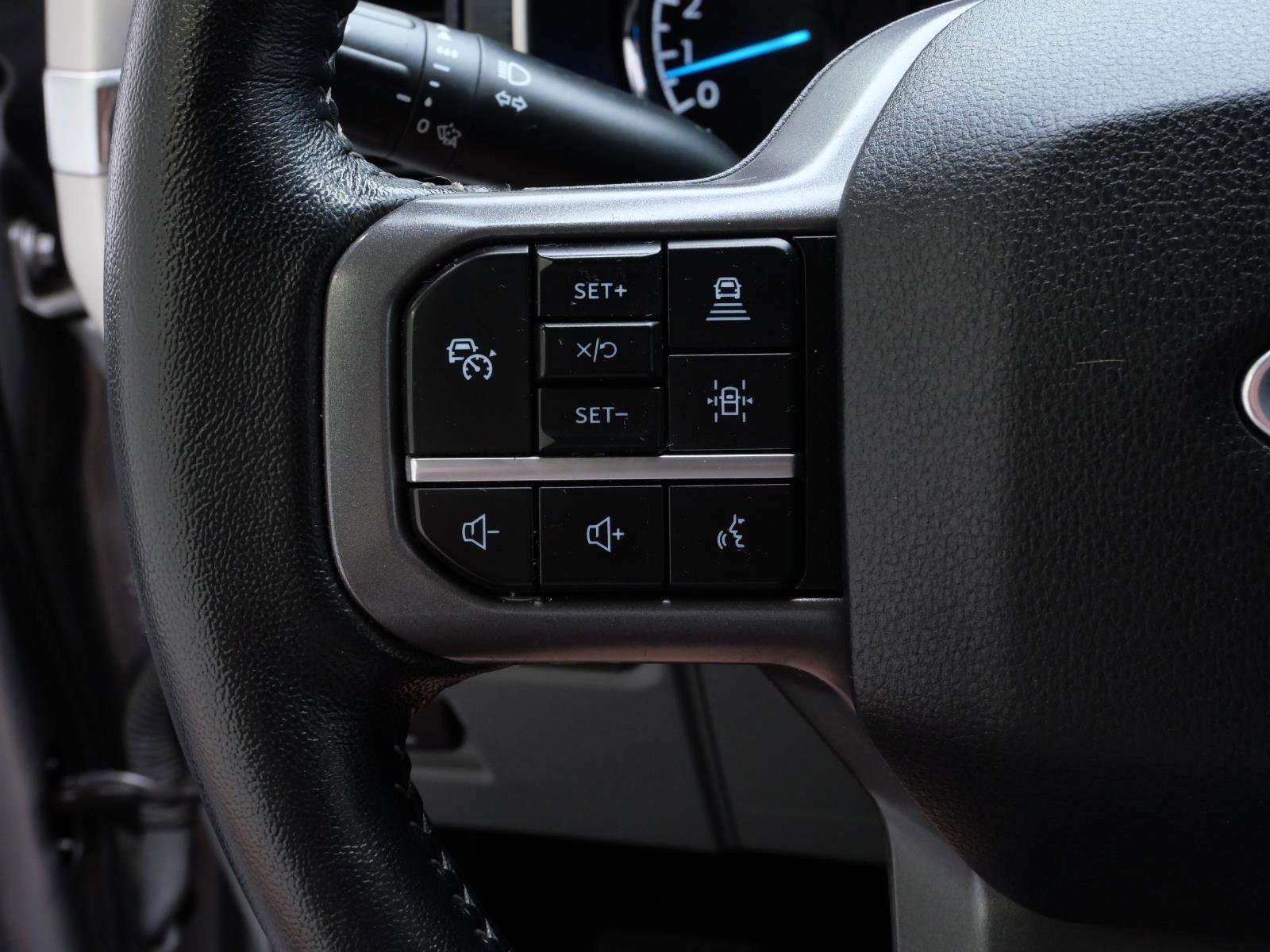 Used 2021  Ford XLT image 17