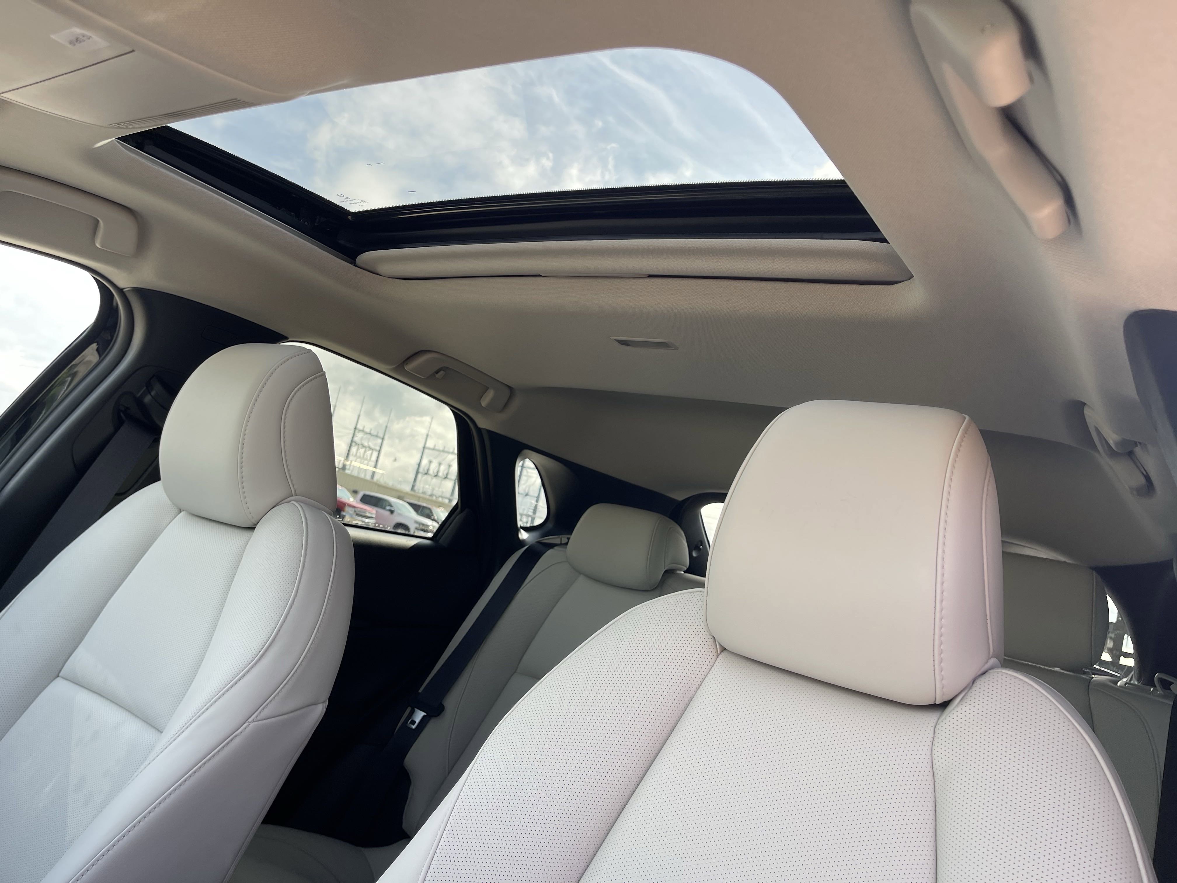 2025 Mazda CX-30 Premium - Photo 9