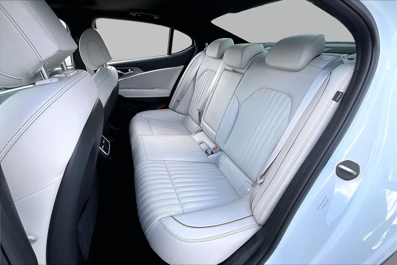 Used 2026 Alta White Genesis 3.3T Sport Prestige image 38