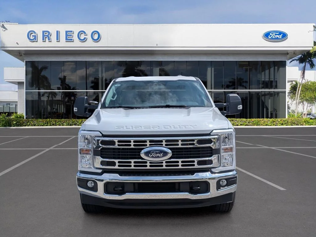 New 2026 Oxford White Ford F-350® XLT image 2