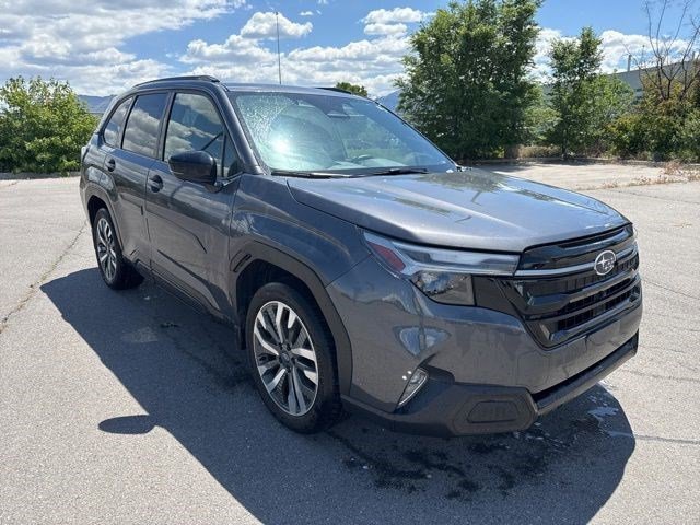 2025 Subaru Forester Touring's photo