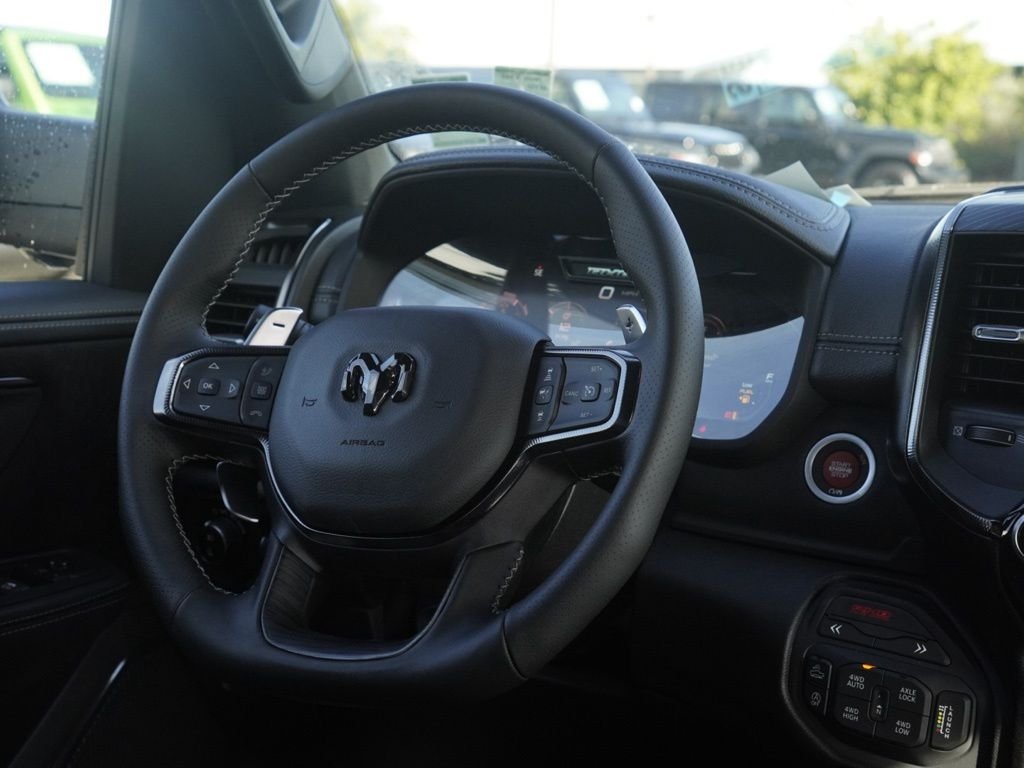 New 2026 Diamond Black Crystal Pearl-Coat Exterior Paint RAM RHO image 27