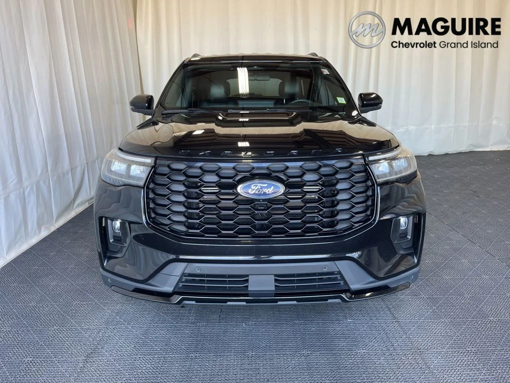 Used 2025 Black Ford ST-Line image 30