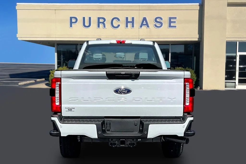 New 2026 Avalanche Ford F-250® XL image 4