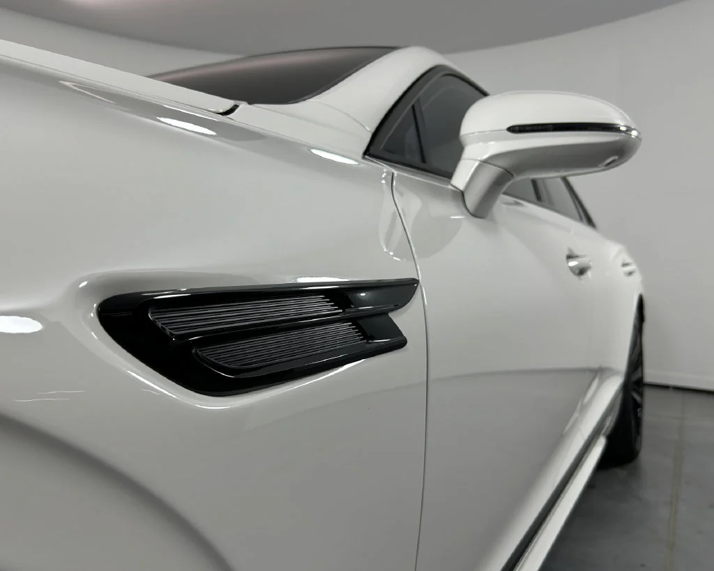 New 2026 White Bentley V8 image 39