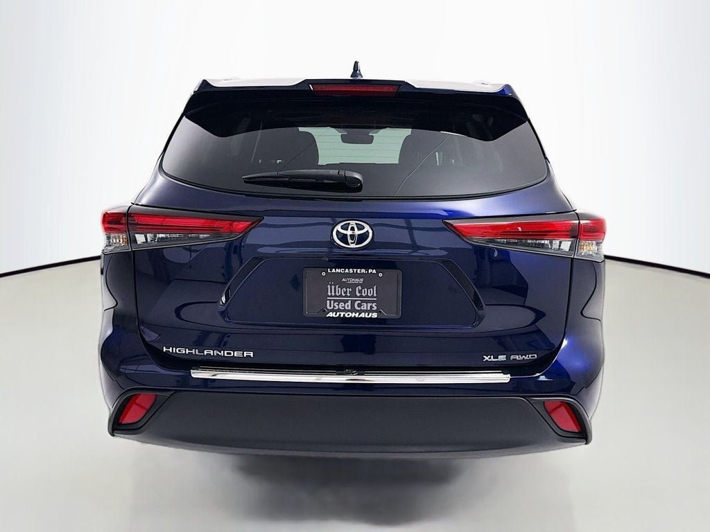 Used 2022 Blueprint Toyota XLE AWD image 6