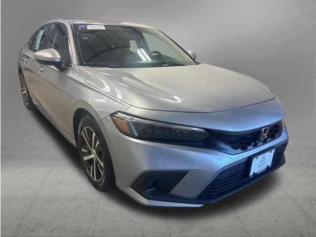 Certified Used 2023 Lunar Silver Metallic Honda LX image 9