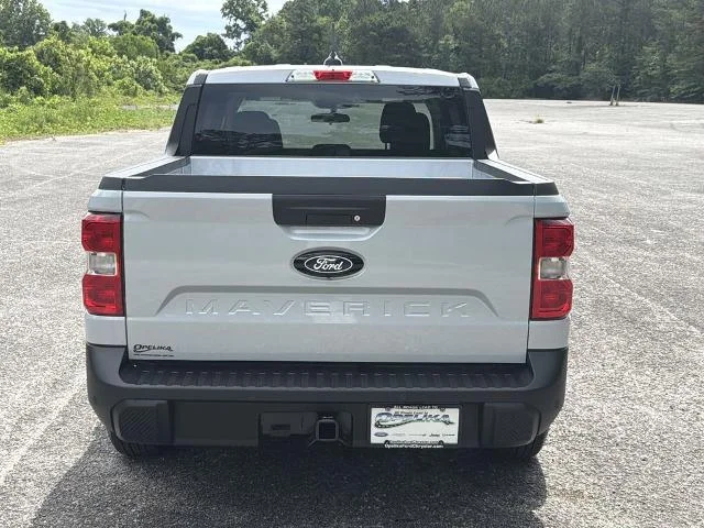 New 2026 Space White Metallic Ford XLT image 6