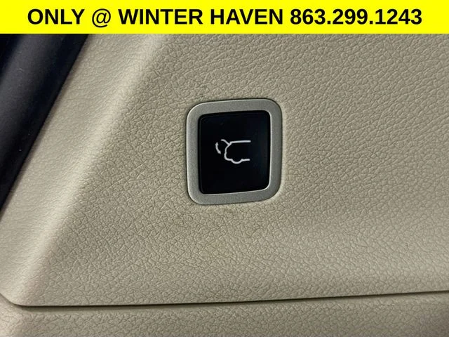 Used 2024 Silver Chrysler Touring L image 25