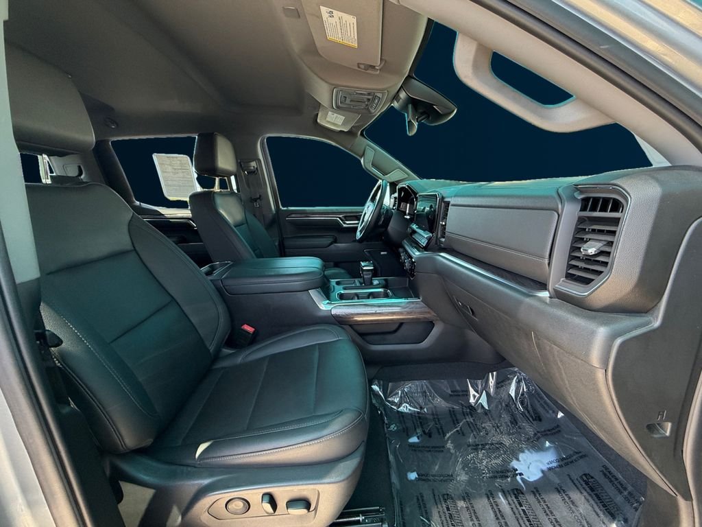 Used 2023 Gray Chevrolet LTZ image 17