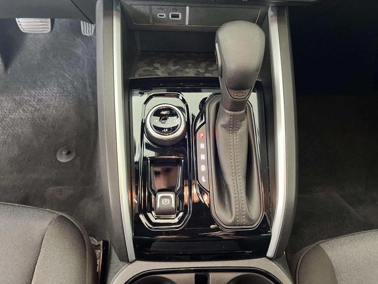 Used 2023 Sterling Gray Metallic Chevrolet Trail Boss image 16