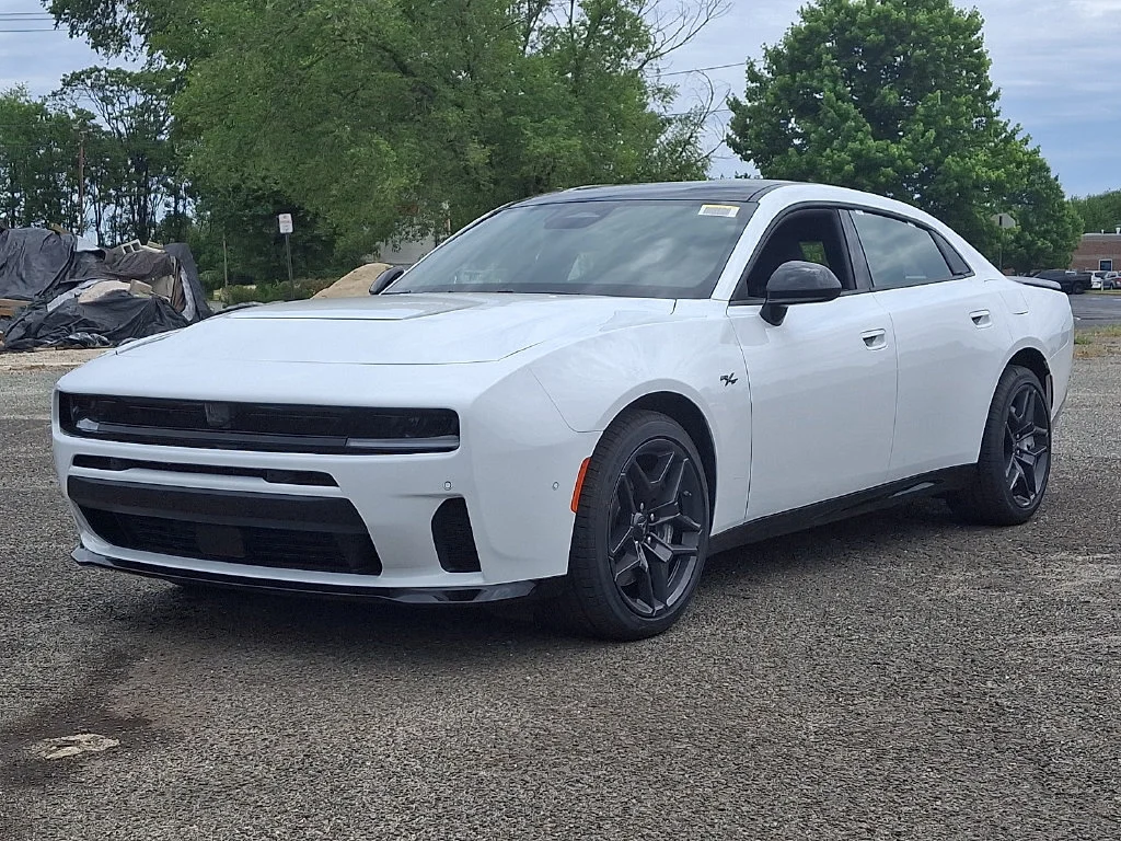 New 2026 White Knuckle Exterior Paint Dodge R/T image 4