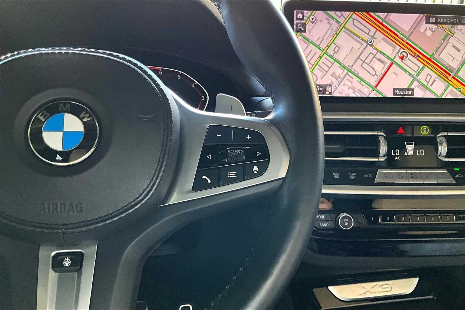 Used 2022 Carbon Black Metallic BMW sDrive30i image 24