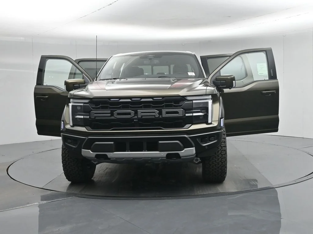 New 2026 Shelter Green Ford Raptor image 33