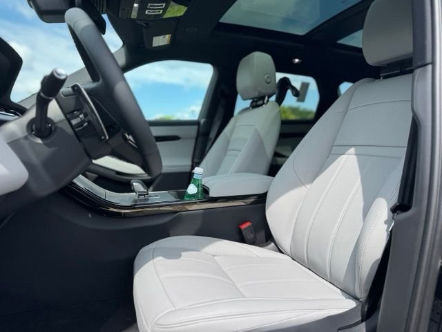 New 2026 Santorini Black Land Rover S image 14