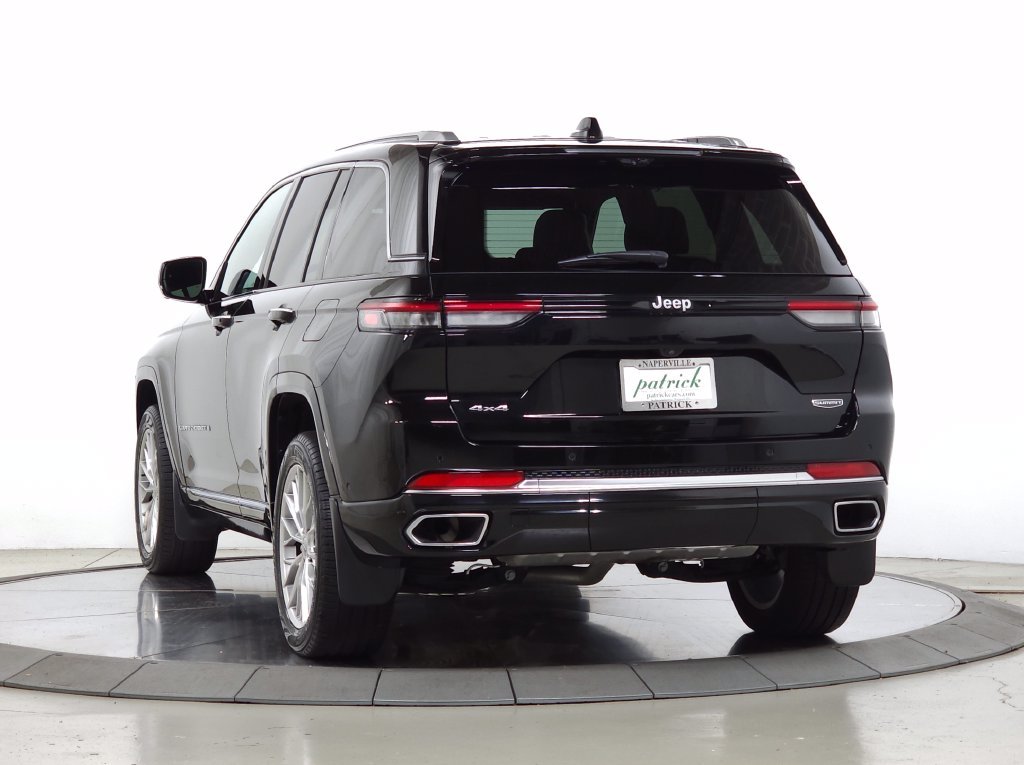 Used 2022 Black Jeep Summit image 3