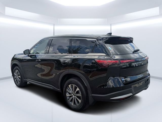 New 2027 BLACK OBSIDIAN INFINITI Pure FWD image 5