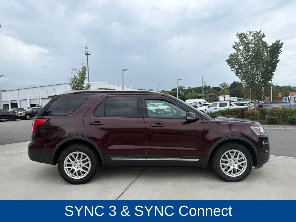 Used 2018 Burgundy Velvet Metallic Tinted Clearcoat Ford XLT image 11