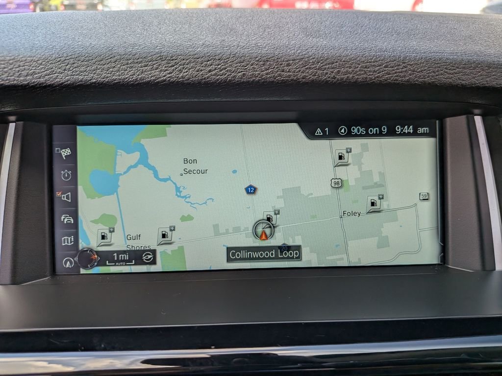 Used 2017 Red BMW sDrive28i image 23